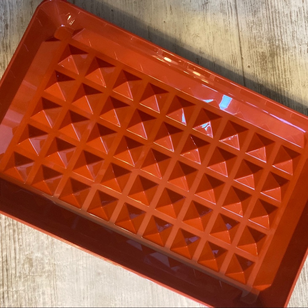 NEW VINTAGE Tupperware Storage Marinating Container - Picture 4 of 4